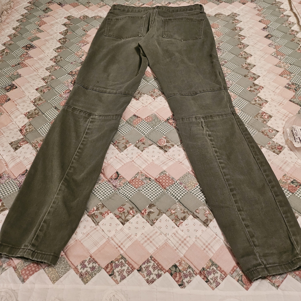 Kardashian Kollection Women's Moto Light Army Green Tappered Ankle Jeans - Picture 3 of 11